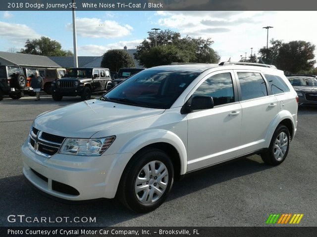 2018 Dodge Journey SE in White Noise Tri-Coat