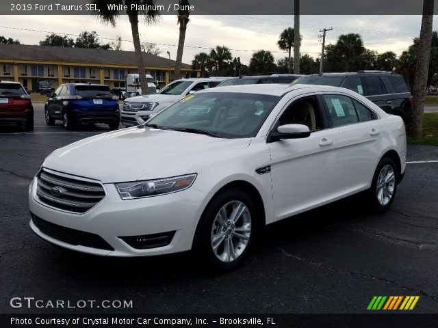 2019 Ford Taurus SEL in White Platinum