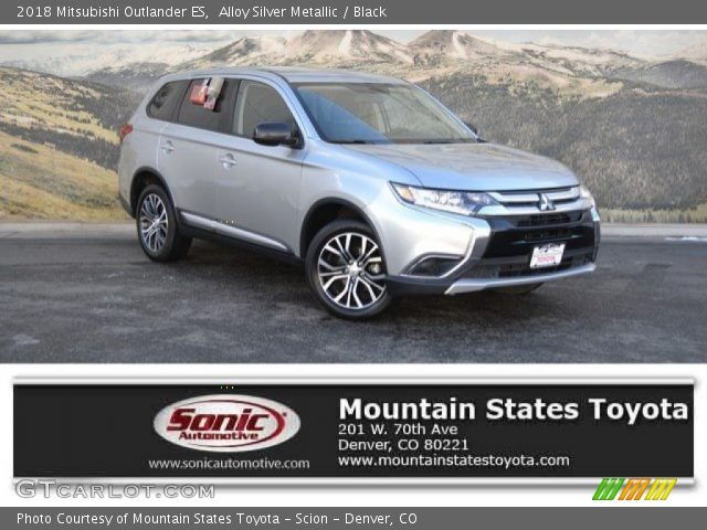 2018 Mitsubishi Outlander ES in Alloy Silver Metallic