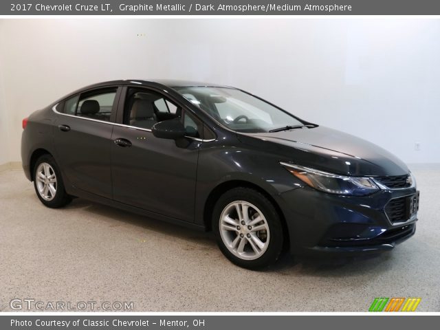 2017 Chevrolet Cruze LT in Graphite Metallic