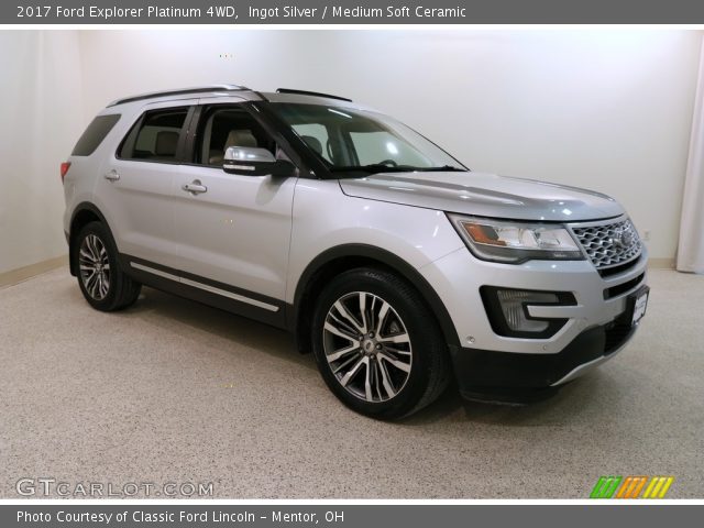 2017 Ford Explorer Platinum 4WD in Ingot Silver