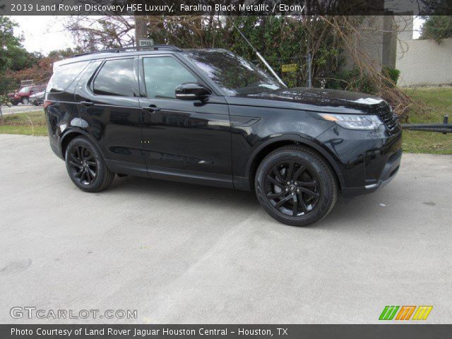 2019 Land Rover Discovery HSE Luxury in Farallon Black Metallic