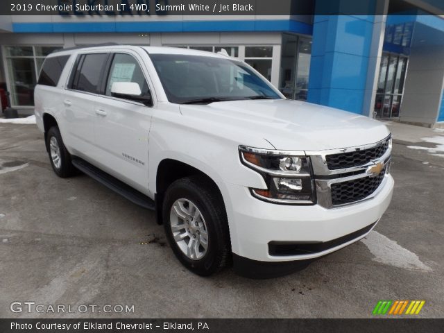 2019 Chevrolet Suburban LT 4WD in Summit White