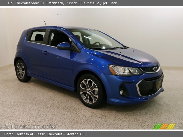 2019 Chevrolet Sonic LT Hatchback in Kinetic Blue Metallic