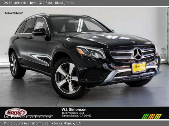 2019 Mercedes-Benz GLC 300 in Black