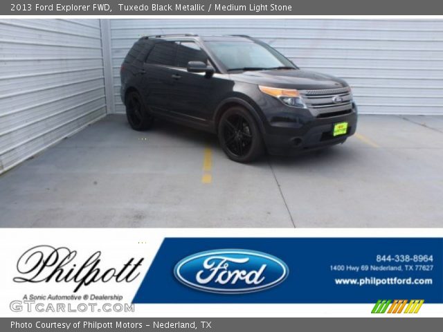2013 Ford Explorer FWD in Tuxedo Black Metallic