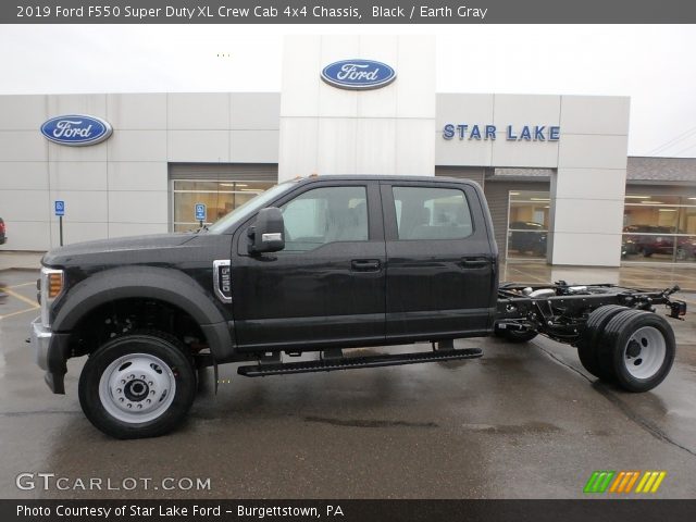 2019 Ford F550 Super Duty XL Crew Cab 4x4 Chassis in Black