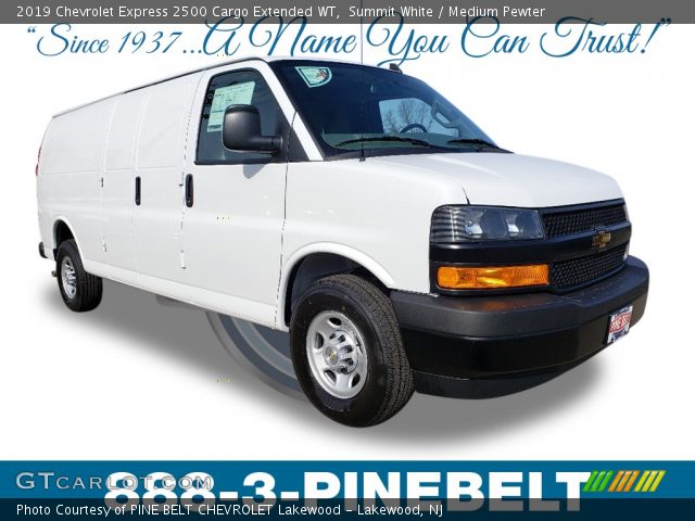 2019 Chevrolet Express 2500 Cargo Extended WT in Summit White