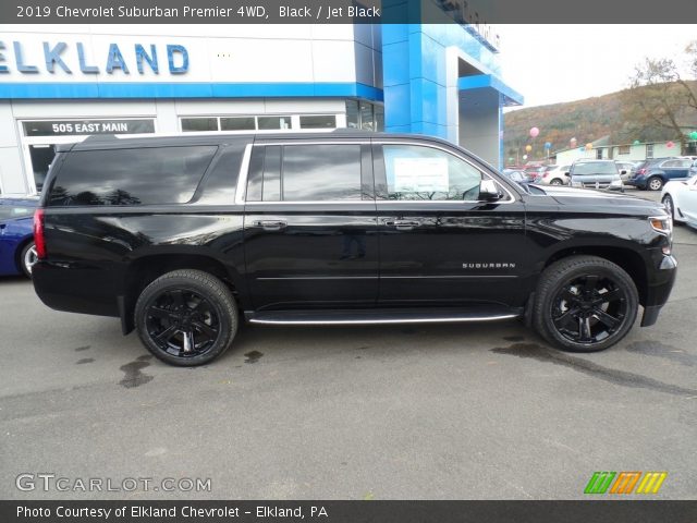 2019 Chevrolet Suburban Premier 4WD in Black