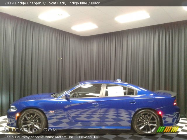 2019 Dodge Charger R/T Scat Pack in Indigo Blue