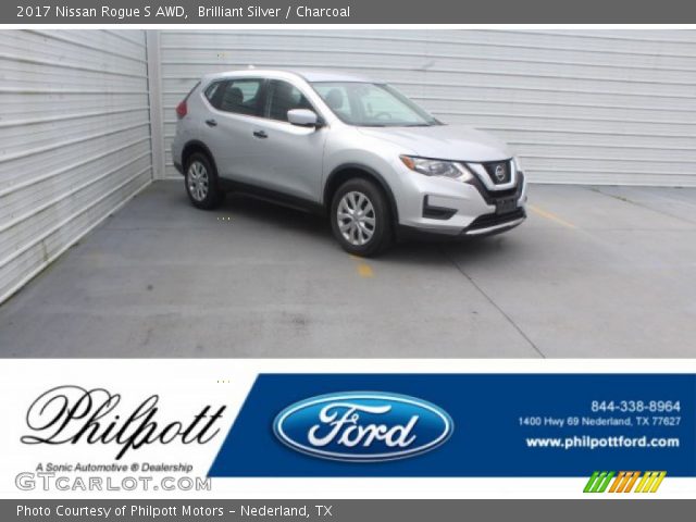 2017 Nissan Rogue S AWD in Brilliant Silver