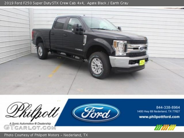 2019 Ford F250 Super Duty STX Crew Cab 4x4 in Agate Black