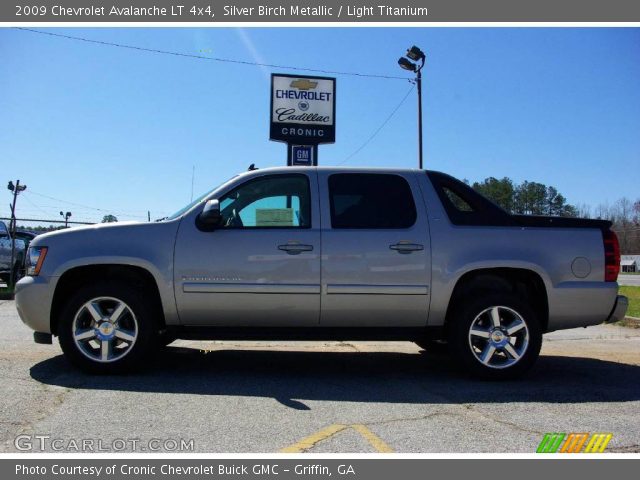 2009 Chevrolet Avalanche LT 4x4 in Silver Birch Metallic