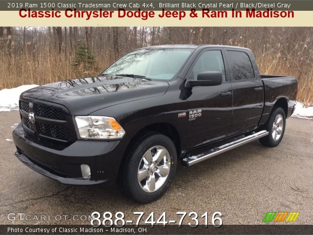 2019 Ram 1500 Classic Tradesman Crew Cab 4x4 in Brilliant Black Crystal Pearl