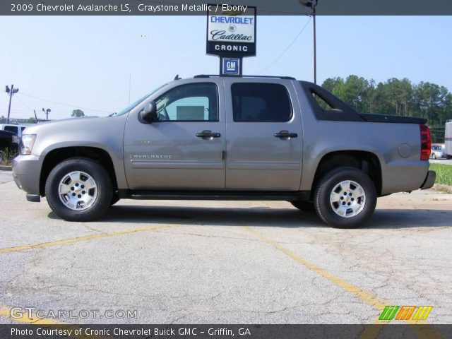 2009 Chevrolet Avalanche LS in Graystone Metallic