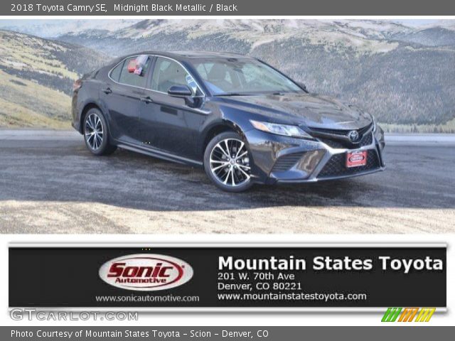 2018 Toyota Camry SE in Midnight Black Metallic