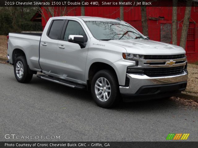 2019 Chevrolet Silverado 1500 LT Double Cab 4WD in Silver Ice Metallic