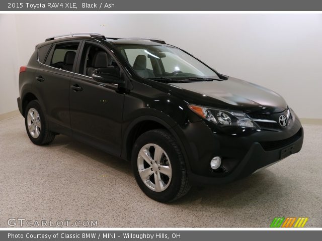 2015 Toyota RAV4 XLE in Black