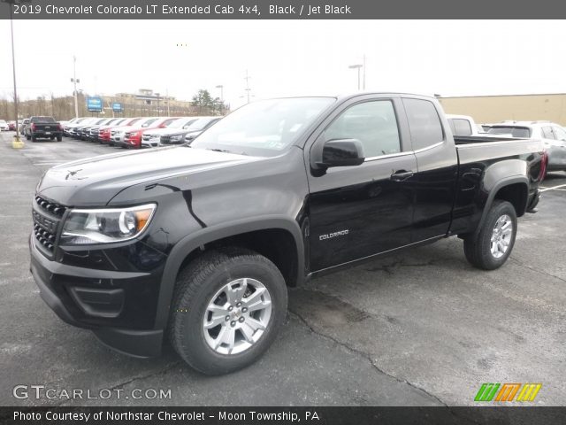 2019 Chevrolet Colorado LT Extended Cab 4x4 in Black