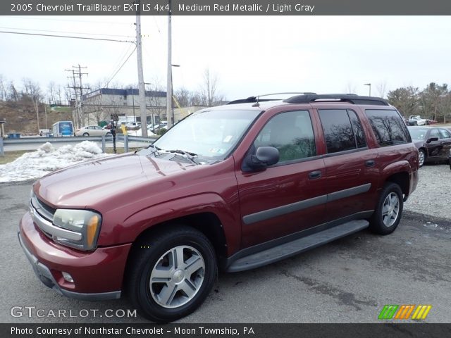 2005 Chevrolet TrailBlazer EXT LS 4x4 in Medium Red Metallic
