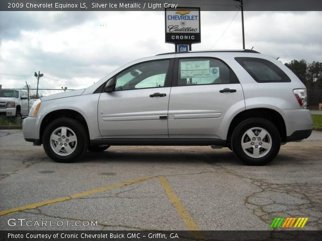 2009 Chevrolet Equinox LS in Silver Ice Metallic