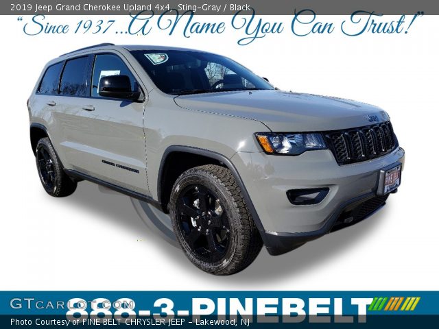 2019 Jeep Grand Cherokee Upland 4x4 in Sting-Gray