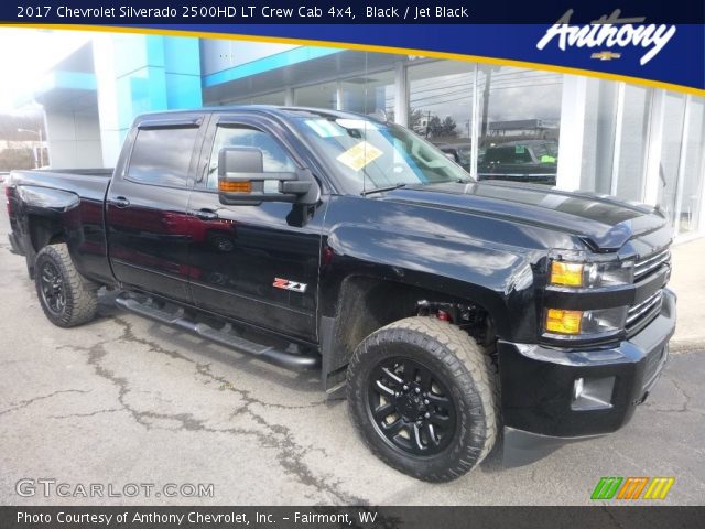 2017 Chevrolet Silverado 2500HD LT Crew Cab 4x4 in Black