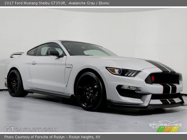 2017 Ford Mustang Shelby GT350R in Avalanche Gray