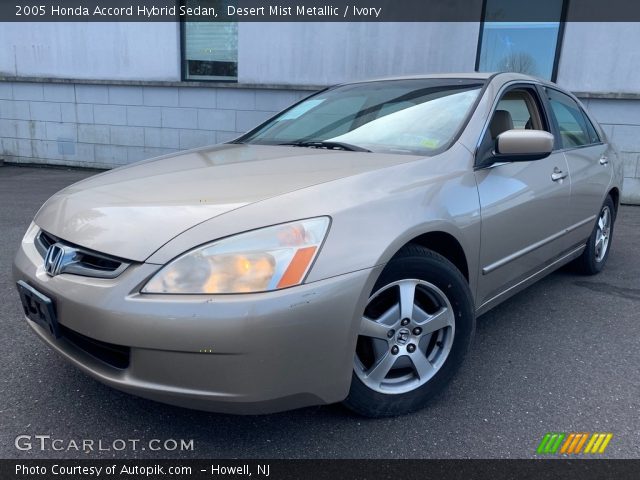 2005 Honda Accord Hybrid Sedan in Desert Mist Metallic