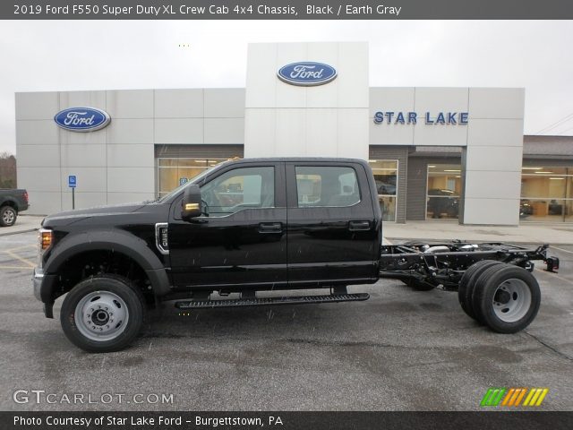 2019 Ford F550 Super Duty XL Crew Cab 4x4 Chassis in Black