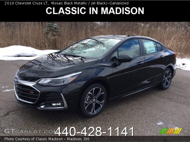 2019 Chevrolet Cruze LT in Mosaic Black Metallic