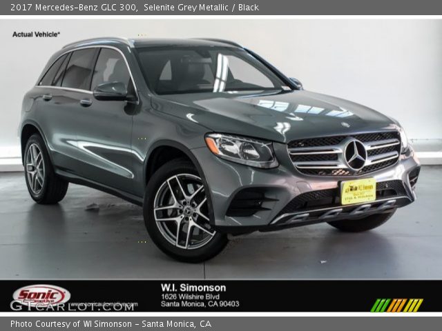 2017 Mercedes-Benz GLC 300 in Selenite Grey Metallic