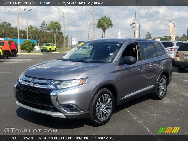 2018 Mitsubishi Outlander ES in Alloy Silver Metallic