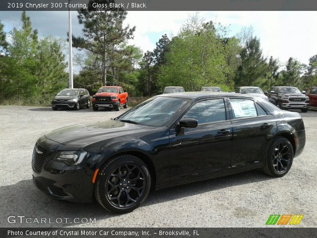 2019 Chrysler 300 Touring in Gloss Black