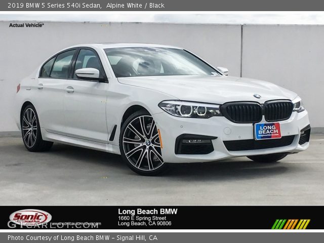 2019 BMW 5 Series 540i Sedan in Alpine White