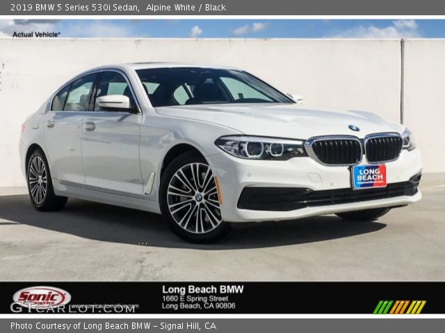 2019 BMW 5 Series 530i Sedan in Alpine White
