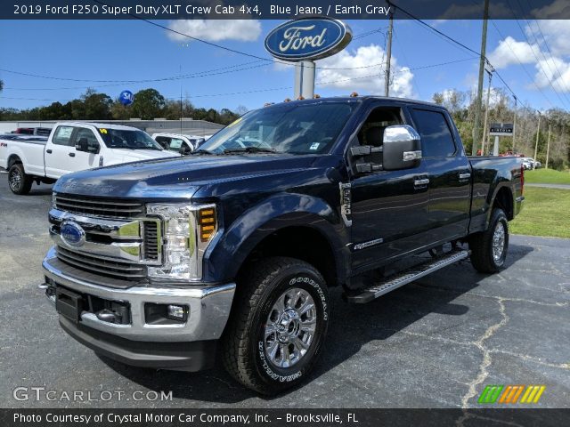 2019 Ford F250 Super Duty XLT Crew Cab 4x4 in Blue Jeans