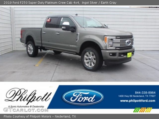 2019 Ford F250 Super Duty Platinum Crew Cab 4x4 in Ingot Silver