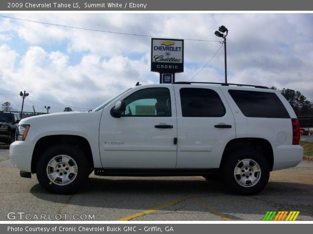 2009 Chevrolet Tahoe LS in Summit White