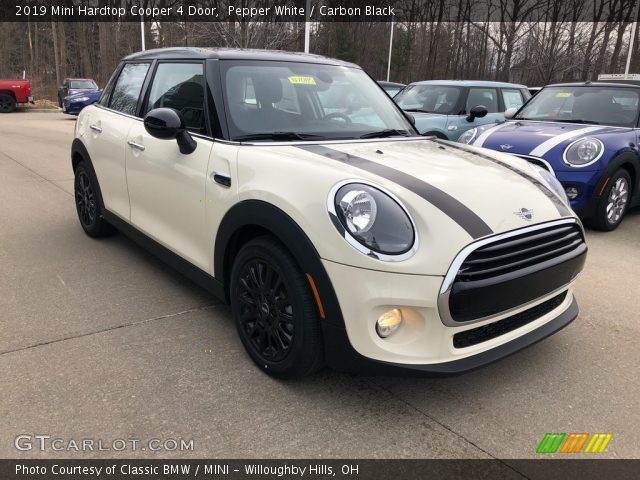 2019 Mini Hardtop Cooper 4 Door in Pepper White