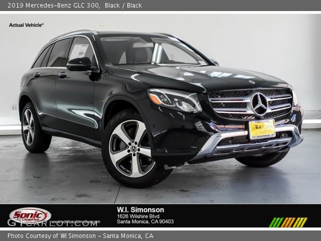2019 Mercedes-Benz GLC 300 in Black