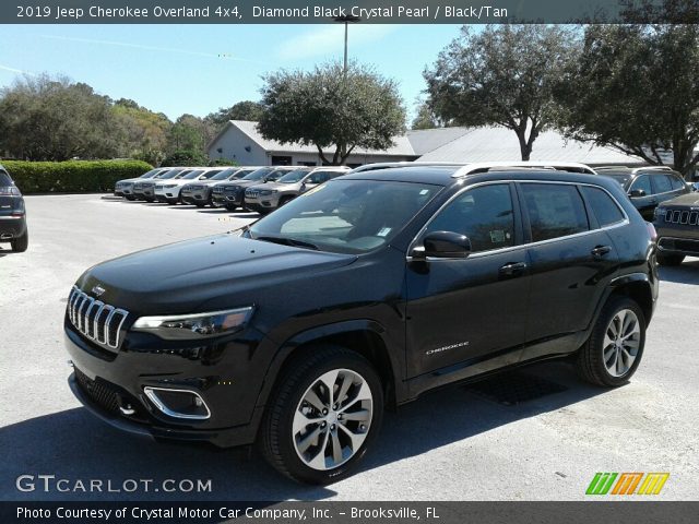 2019 Jeep Cherokee Overland 4x4 in Diamond Black Crystal Pearl