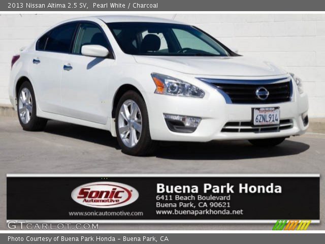 2013 Nissan Altima 2.5 SV in Pearl White