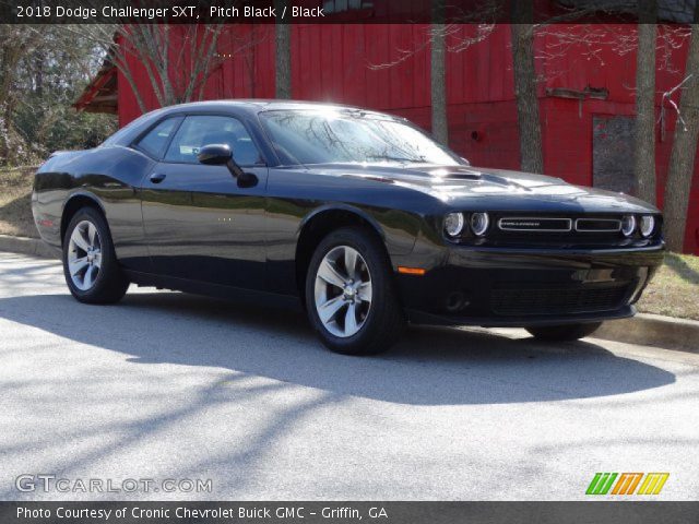 2018 Dodge Challenger SXT in Pitch Black