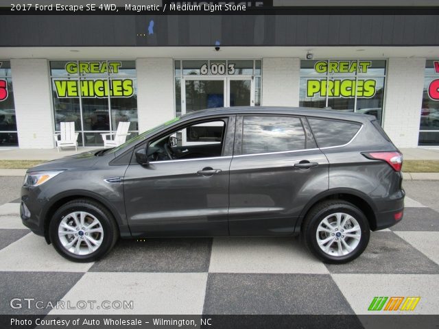 2017 Ford Escape SE 4WD in Magnetic