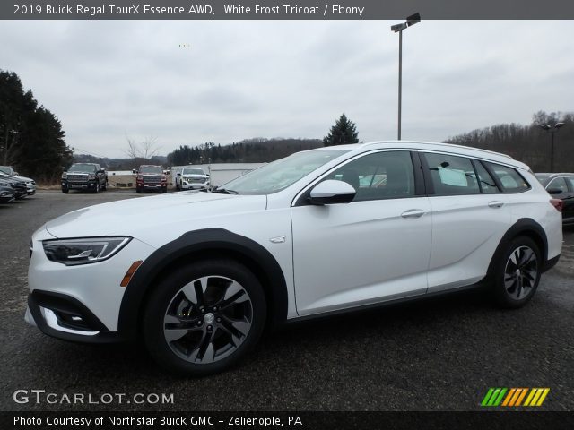 2019 Buick Regal TourX Essence AWD in White Frost Tricoat