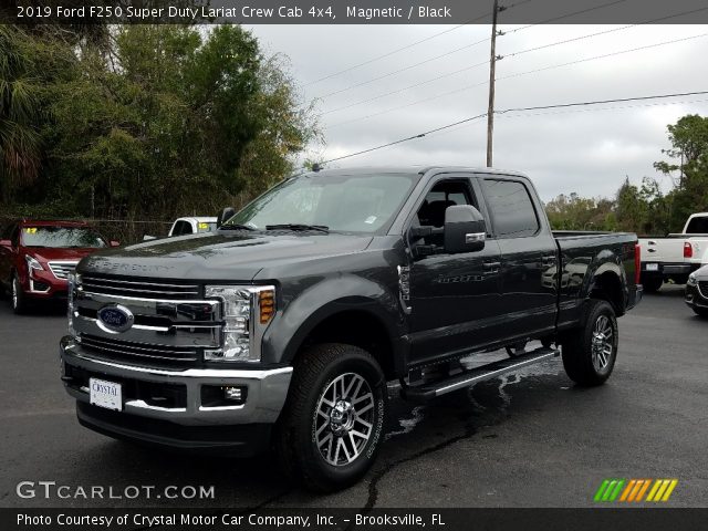 2019 Ford F250 Super Duty Lariat Crew Cab 4x4 in Magnetic