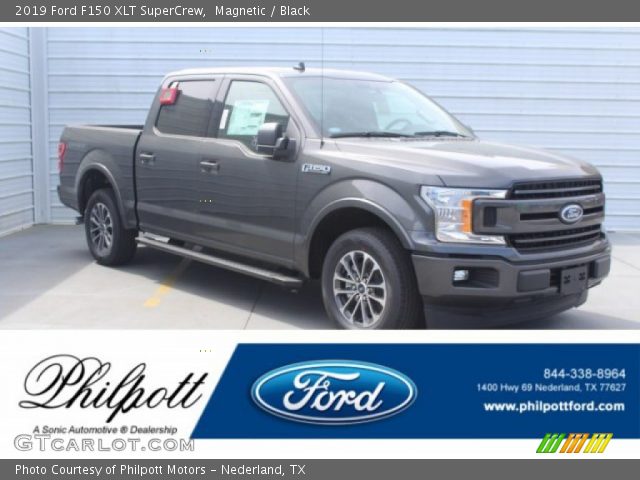 2019 Ford F150 XLT SuperCrew in Magnetic