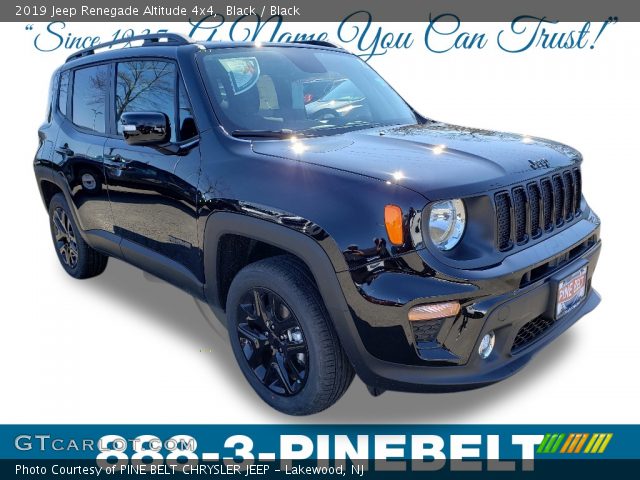 2019 Jeep Renegade Altitude 4x4 in Black