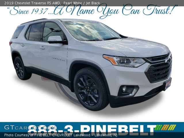 2019 Chevrolet Traverse RS AWD in Pearl White